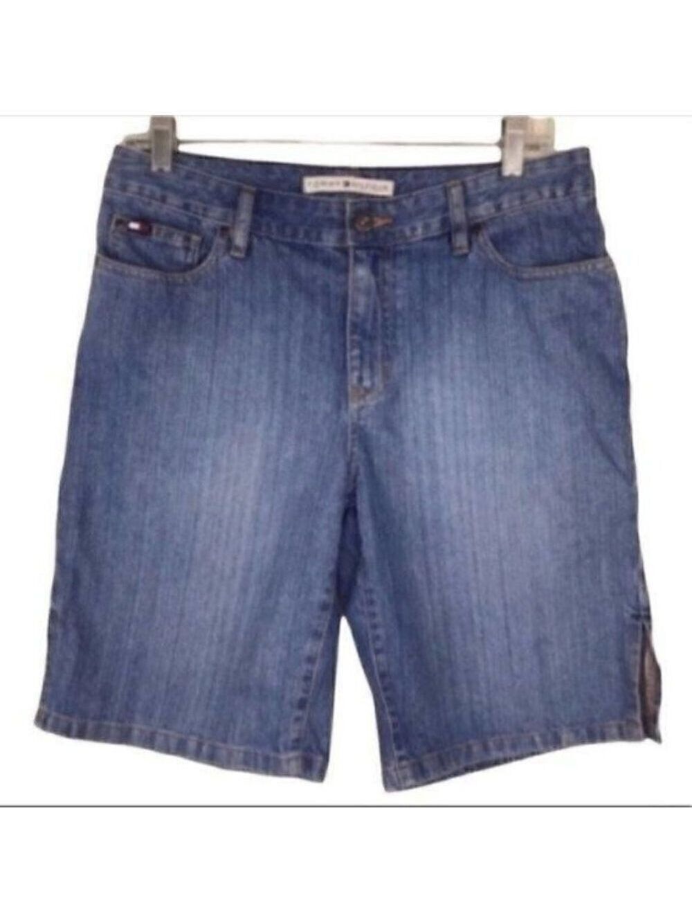 Tommy Hilfiger Women’s blue jean shorts size 6 Y2K